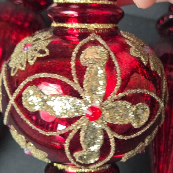 Frontgate Set of 3 Red Glass Finial Christmas Ornaments 8" Gold Glitter Accents - Picture 7 of 11